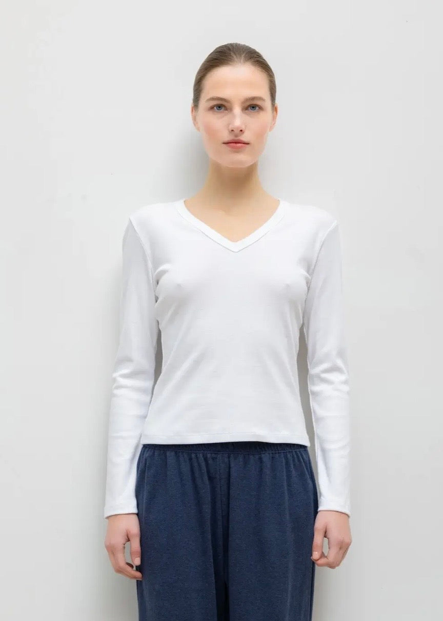 The Nando V Neck Long Sleeve - White